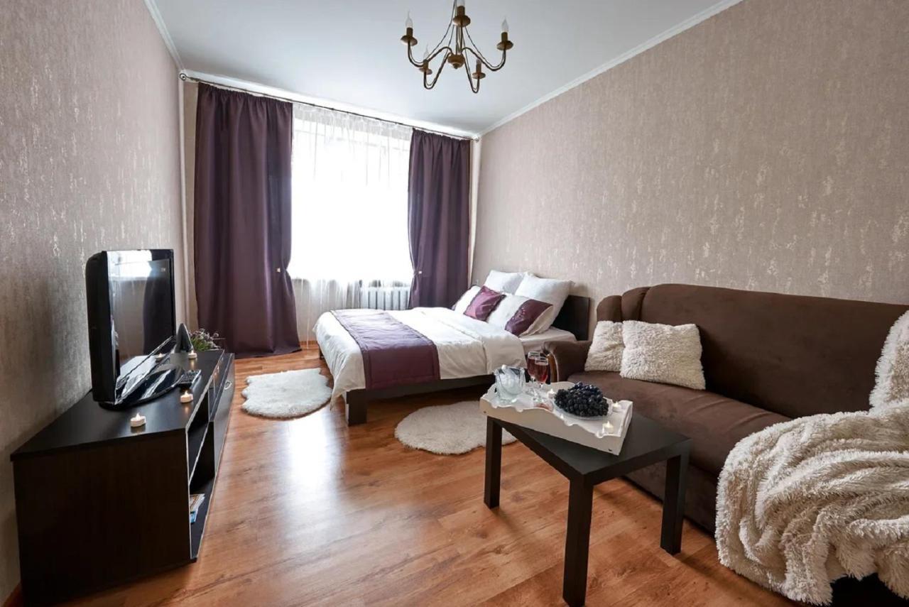 Paulmarie Apartments On Prs. Mira 25B 모길레브 외부 사진